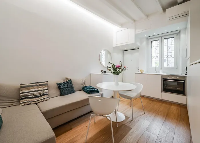 Vivimihome - Navigli Apartment With Garage