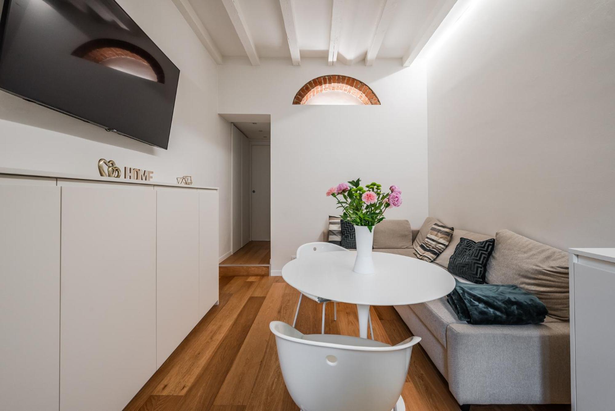 Vivimihome - Navigli With Garage * Milan