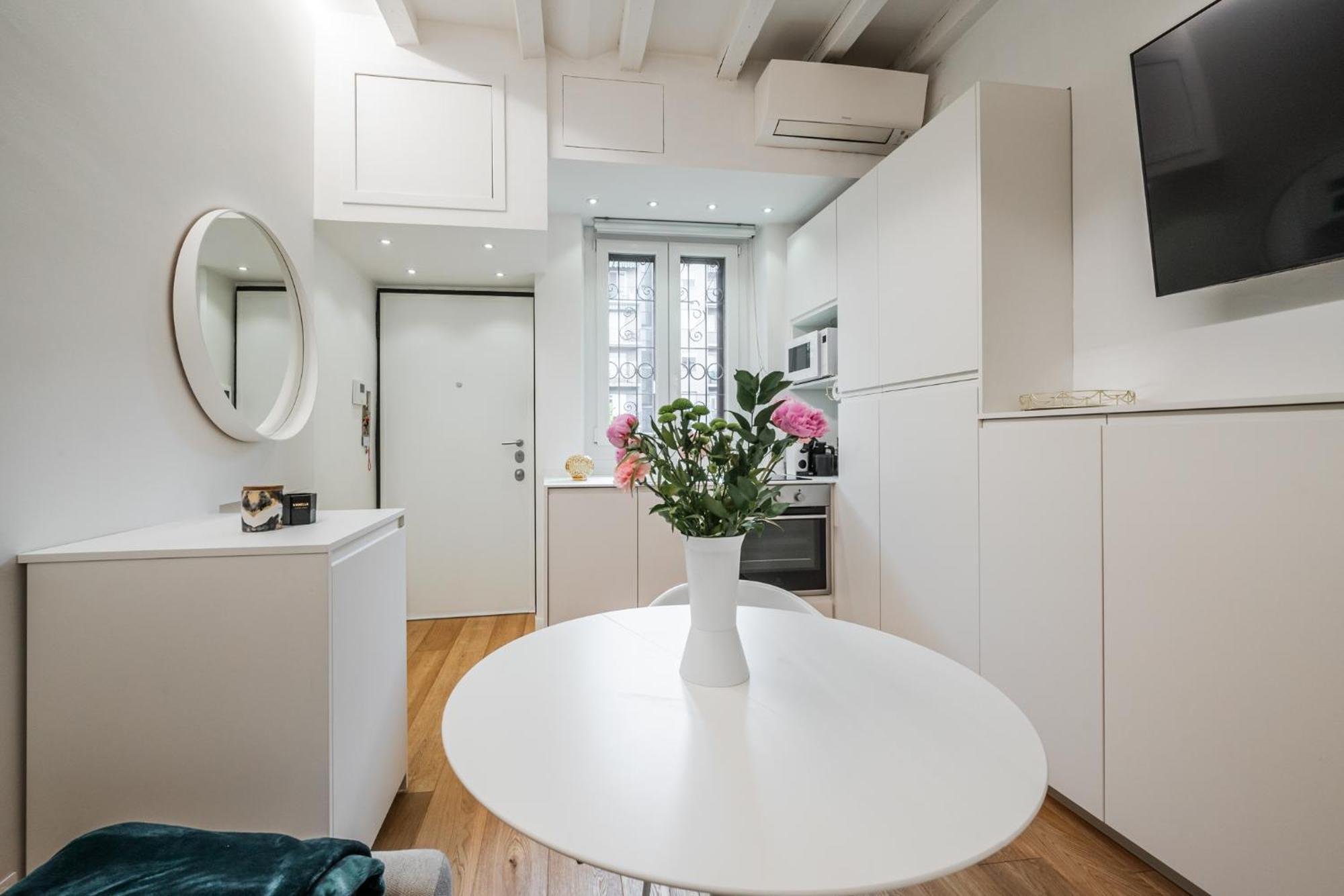 Vivimihome - Navigli With Garage Appartement